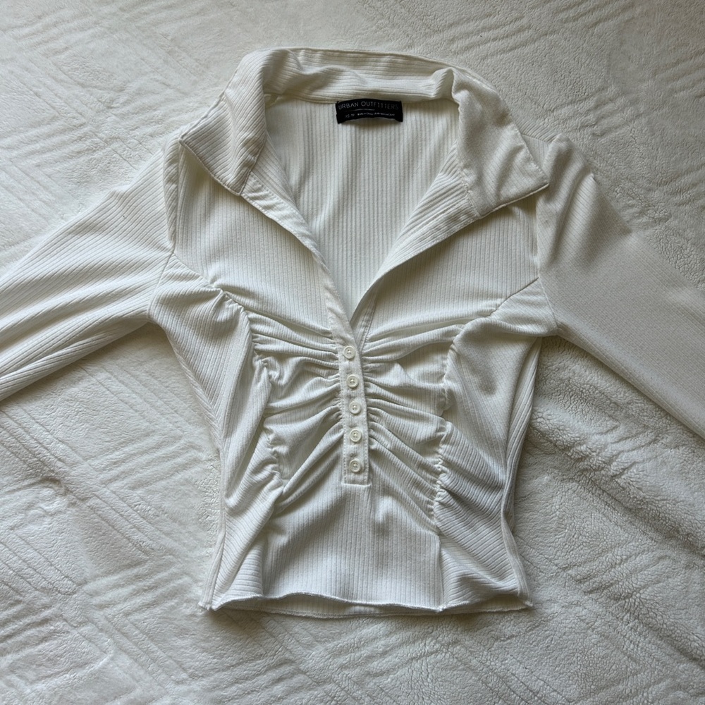Urban outfitters white blouse fitted top size XS
